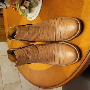 Paul Green Booties